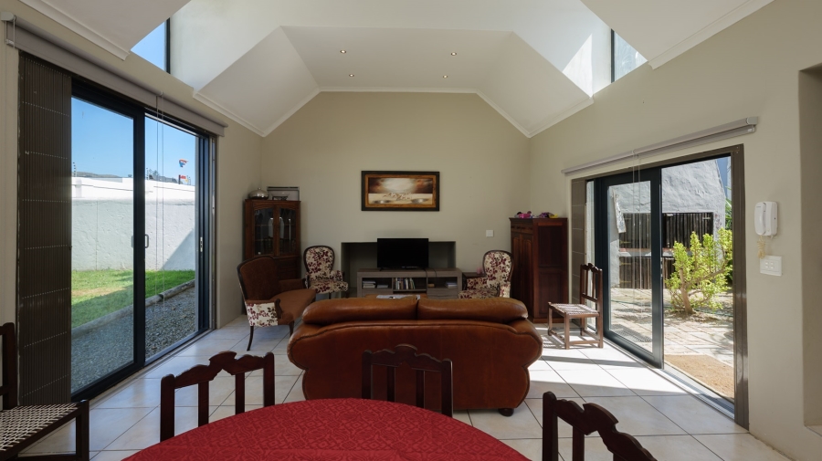 2 Bedroom Property for Sale in Bredasdorp Western Cape